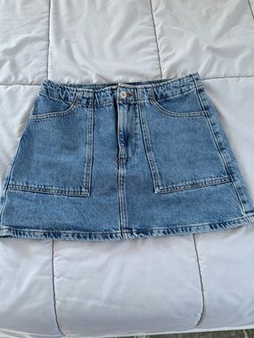 Zara Women’s Denim Skirt Size Small